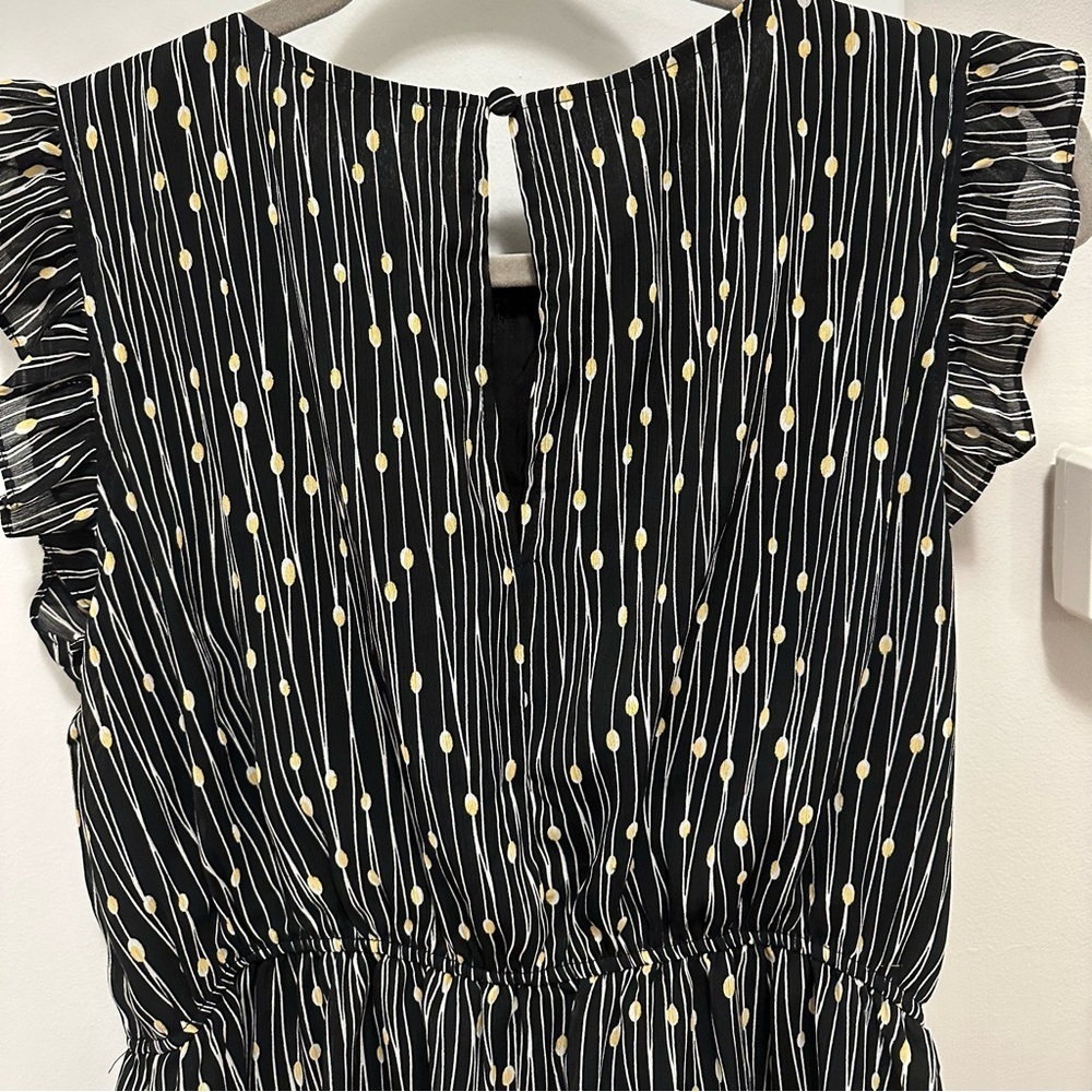 Le Lis Ruffle Sleeveless Mini Dress L Black White Gold Print Lined Party Casual - Picture 5 of 9